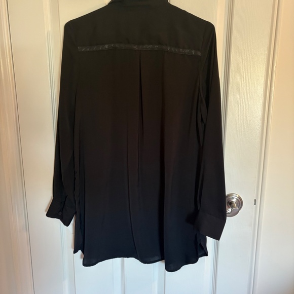 EDIT/JEANNE BECKER BLOUSE🖤 - Picture 2 of 8